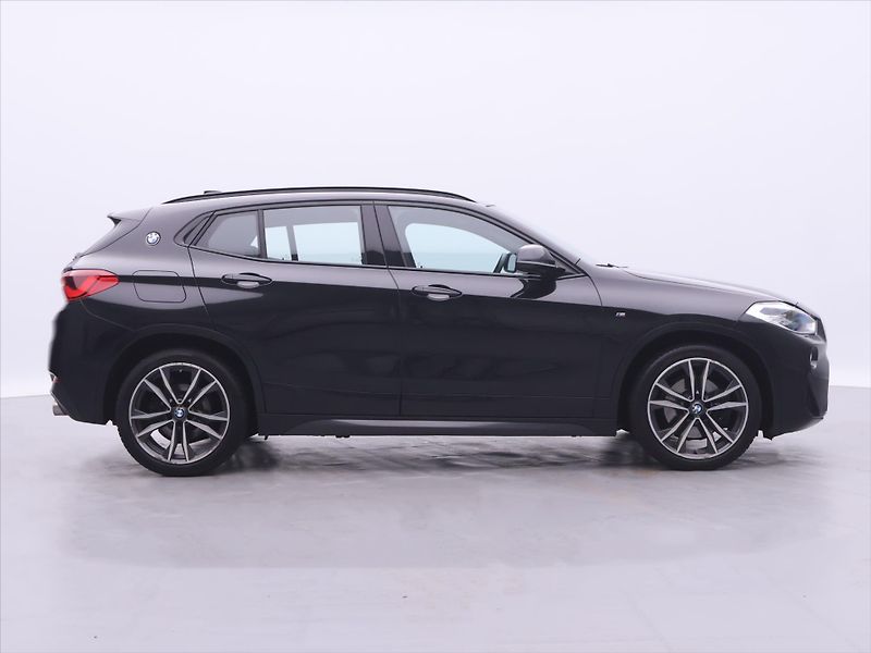 BMW X2 2,0 20xD 140kW Aut. CZ M-Sport - fotka 8 z 36