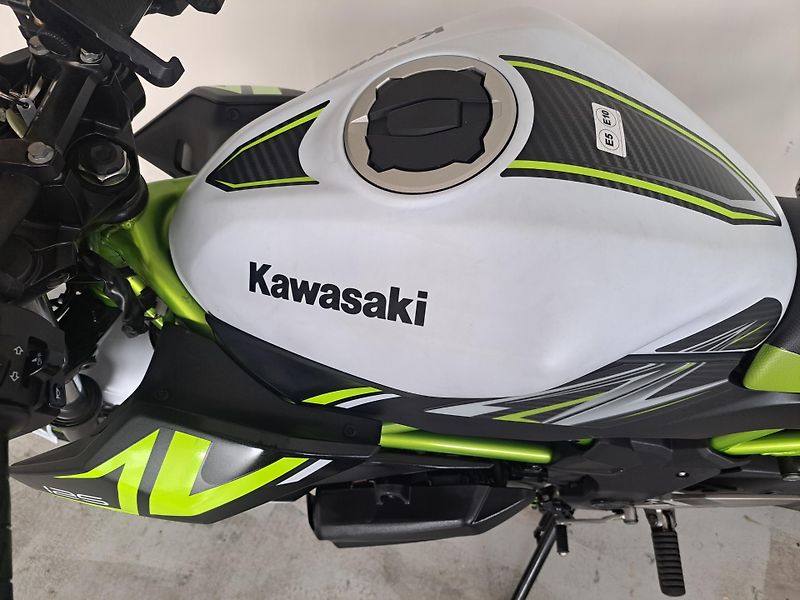 Kawasaki Z 125 ABS - fotka 11 z 14