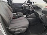 Peugeot 2008 (2023) Allure 50 kWh, SoH 99% - náhled 9