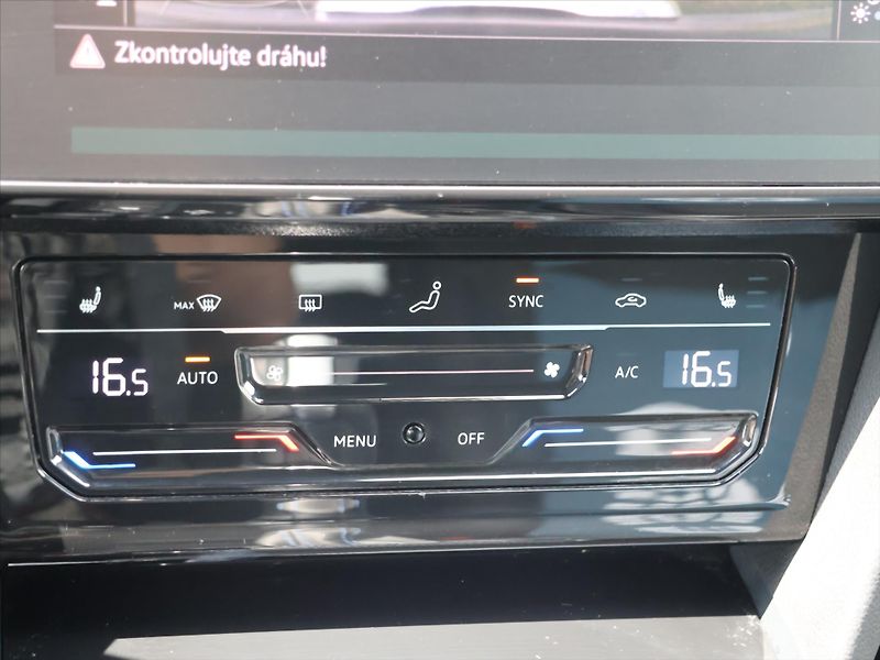 Volkswagen Arteon 2,0 TSI R 235kW 4Motion DSG DP - fotka 29 z 41