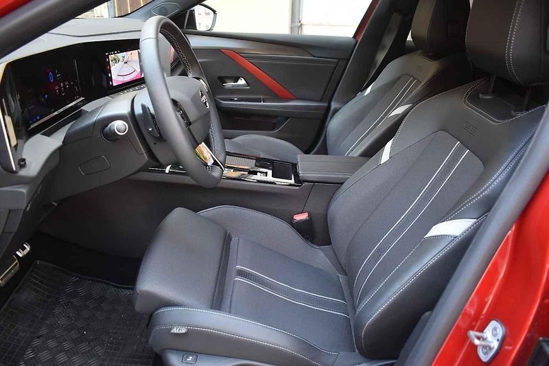 Opel Astra se zatím nabízí jen s karosérií hatchback