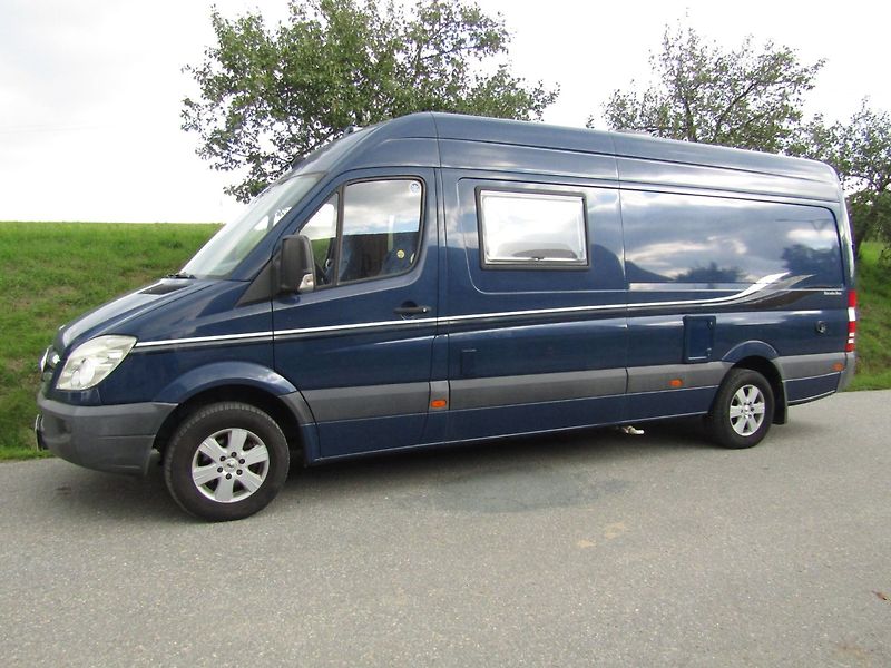 Mercedes-Benz Sprinter (2009) 3.0 CDI 135kW  4 SPANÍ - fotka 2 z 37
