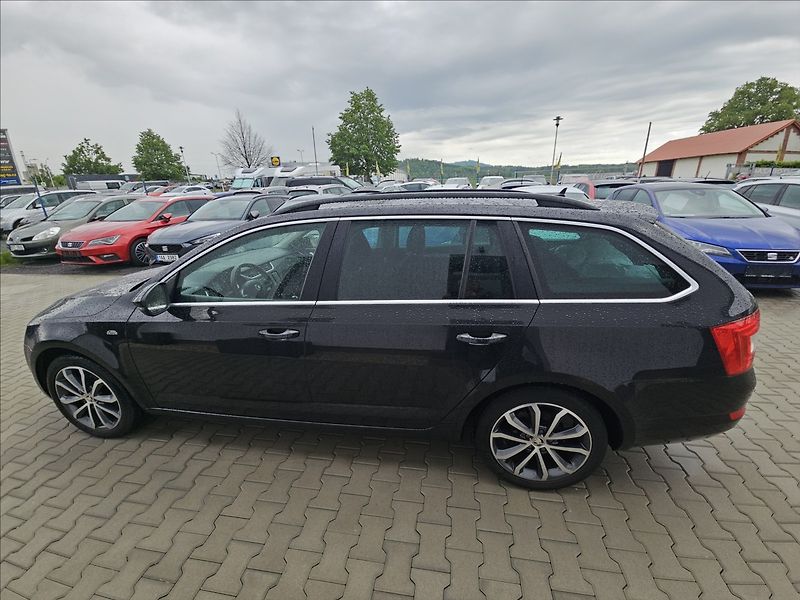 Škoda Octavia III 2,0TDi 110KW Edition + - fotka 9 z 46