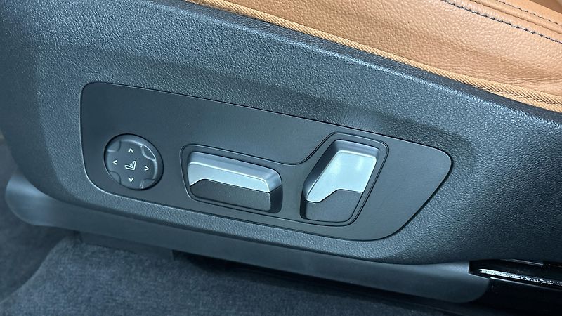 BMW X3 20d AUT xDrive M-paket - fotka 21 z 34