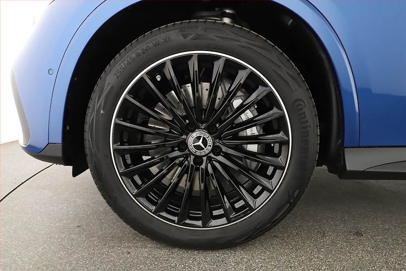 Mercedes-Benz GLC (2025) 220 d 4MATIC, AMG, Navigace - fotka 28 z 31
