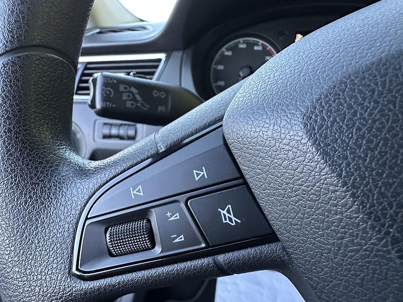 Seat Toledo (2014) 1.2TSI/63kW 2.Maj. * KLIMA  - fotka 10 z 33