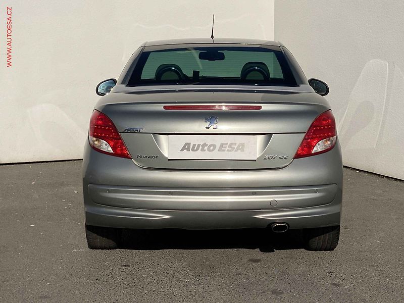 Peugeot 207 (2010) 1.6VTi CC, AC, park.asist - fotka 9 z 22