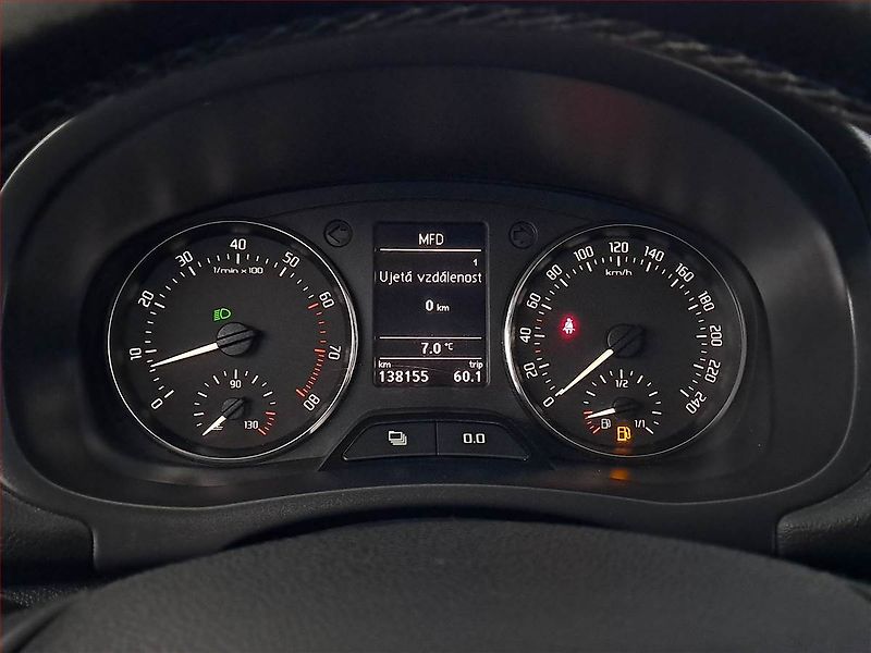 Škoda Fabia (2012) 1.2 TSI, Tempomat - fotka 10 z 14