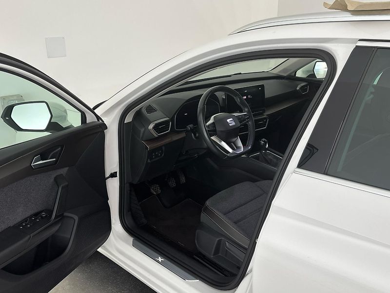 Seat Leon Xcellence - fotka 6 z 31