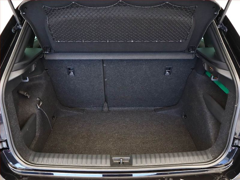 Škoda Kamiq (2024) Monte Carlo 1.0 TSI - fotka 12 z 15