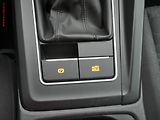 Volkswagen Golf (2021) 1.5TSi, ČR, Life, LED, park - náhled 22