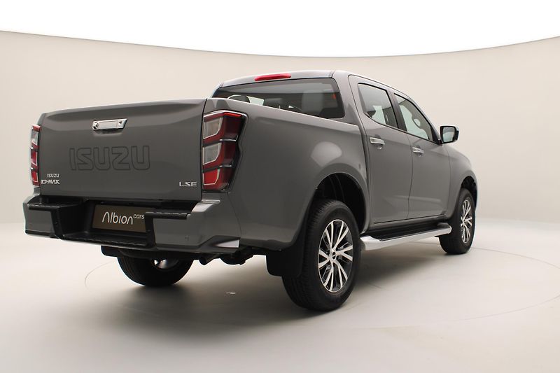 Isuzu D-Max (2026) Double Cab 2,2 LS 4x4 AUT - fotka 5 z 27