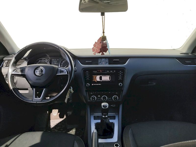 Škoda Octavia (2018) Combi Ambition 1,5 tsi 110 Kw - fotka 5 z 33