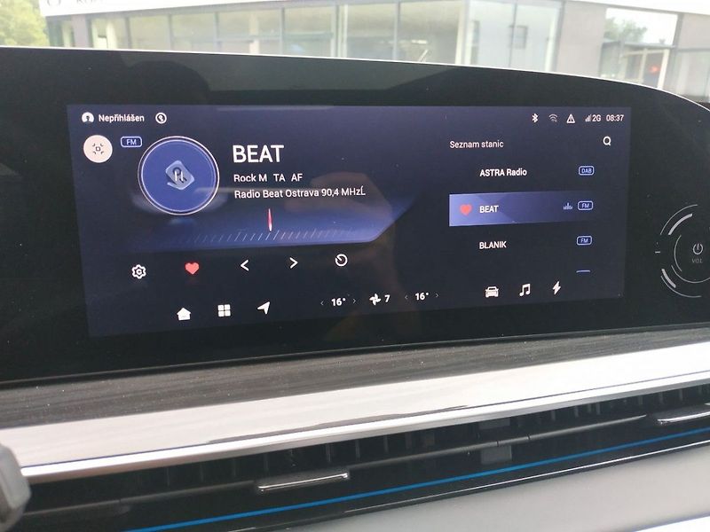 Omoda 9 Premium 1.5 PHEV AWD AT, REZER - fotka 23 z 31