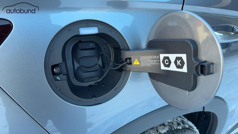 BYD Seal U Seal U DM-i PHEV Boost 160 kW  - fotka 40 z 40