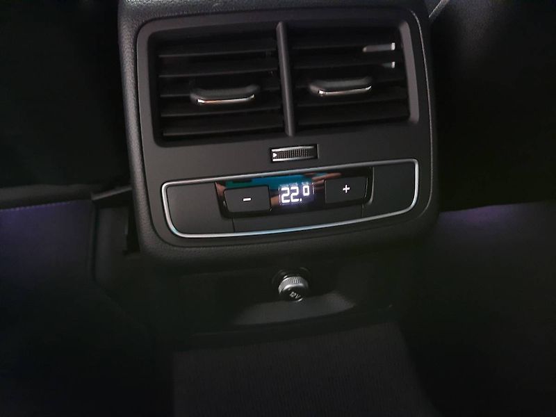 Audi A4 (2024) Avant 40 TDI quattro (150kW/20 - fotka 22 z 28