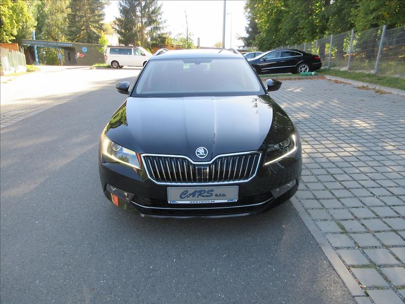 Škoda Superb 2,0 TDi 110 Kw, Style, DSG, No - fotka 3 z 36