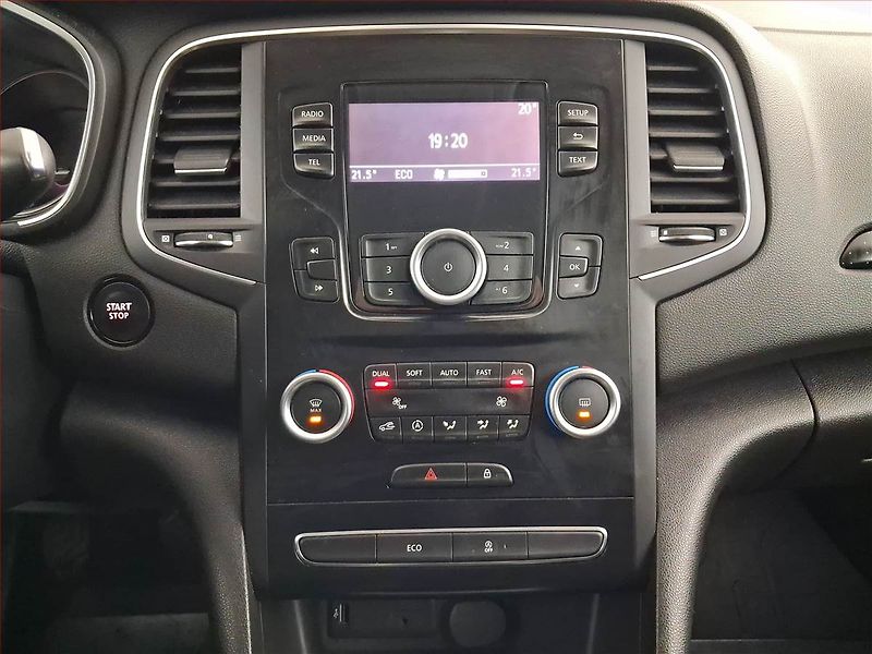 Renault Mégane (2016) 1.2 TCe, Serv.kniha, Tempomat - fotka 12 z 17