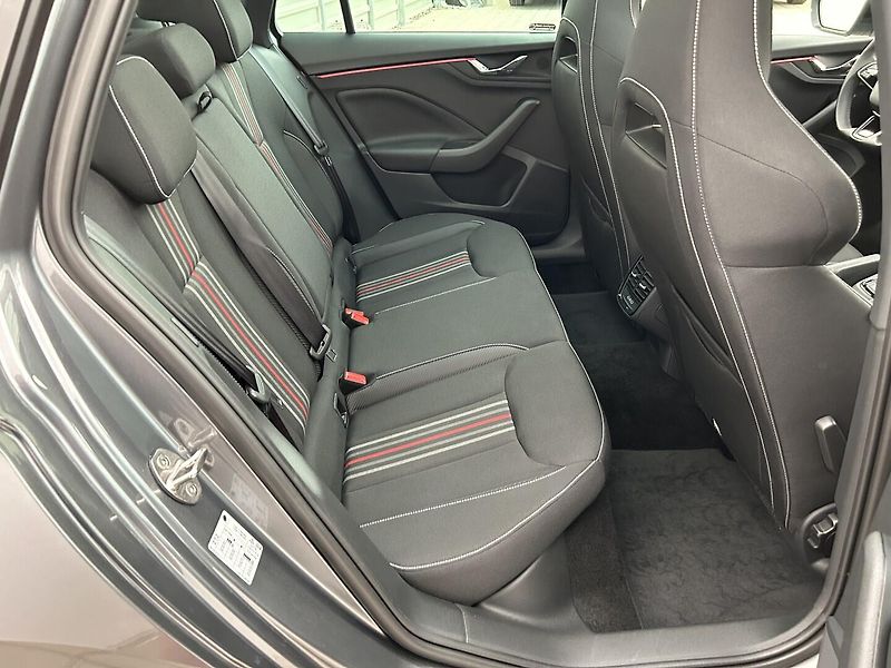 Škoda Kamiq 1.0 TSI Monte Carlo - fotka 21 z 26