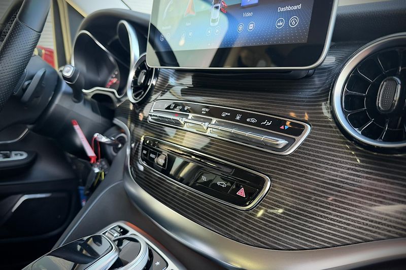 Mercedes-Benz Třídy V (2019) V 250d 4Matic Avantgarde Lang - fotka 13 z 45