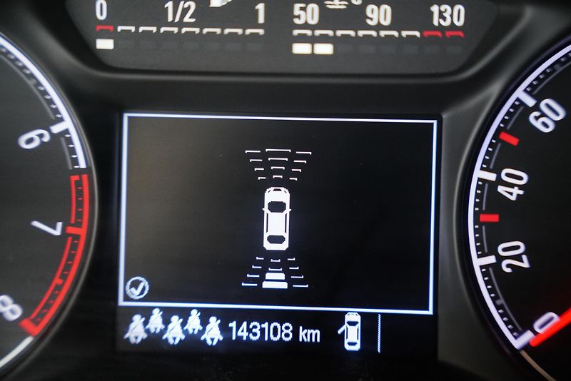 Opel Zafira - fotka 17 z 25