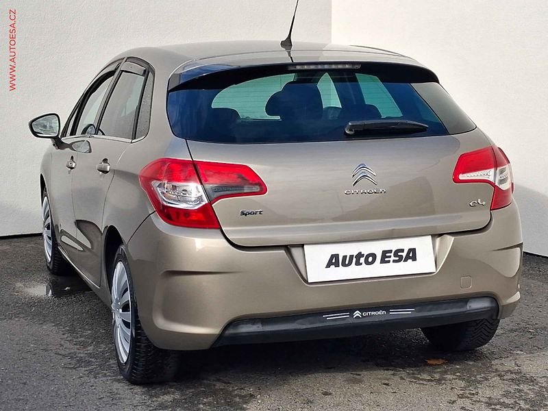 Citroën C4 (2012) 1.4VTi, ČR, AC, temp - fotka 6 z 16