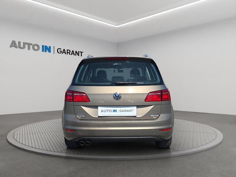 Volkswagen Golf Sportsvan (2014) 1.4 TSi 92kw, Aut. klima, Vyhř - fotka 6 z 23