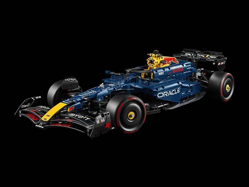Stavebnice Ferrari SF-24 Lego Technic