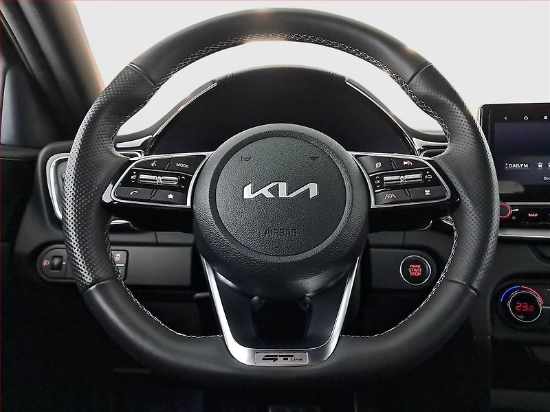 Kia Ceed (2025) GT Line 1.5 T-GDI - fotka 20 z 22
