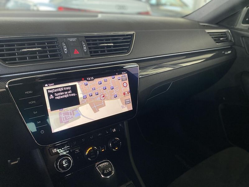Škoda Superb 2.0 TSI 200 kW 4x4 DSG - fotka 16 z 30