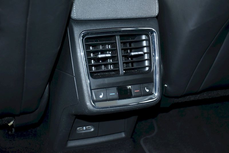 Škoda Enyaq (2021) 60 132kW - fotka 24 z 34
