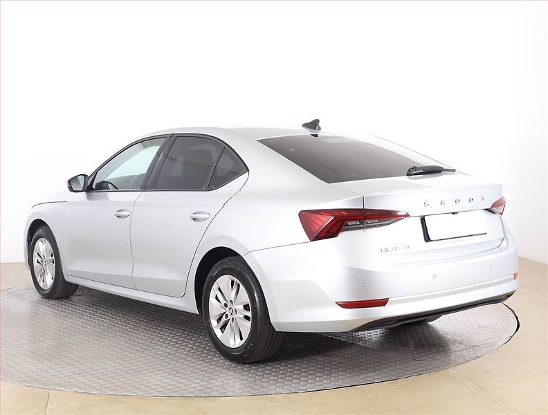 Škoda Octavia (2021) Ambition 2.0 TDI, Tempomat - fotka 4 z 15