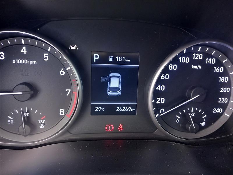 Hyundai i30 1,0 T-GDI COMFORT DCT - fotka 13 z 21
