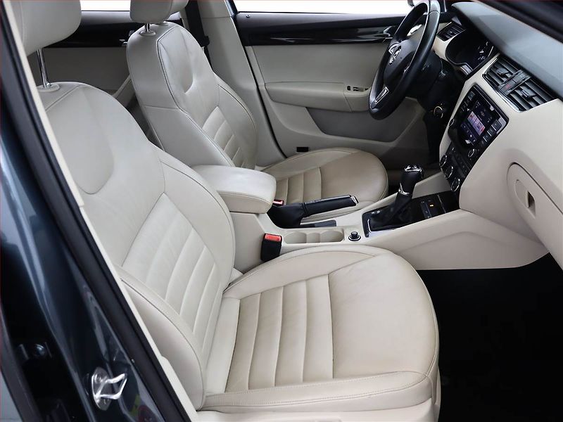 Škoda Octavia (2014) 1.8 TSI, 4X4, Automat - fotka 7 z 21