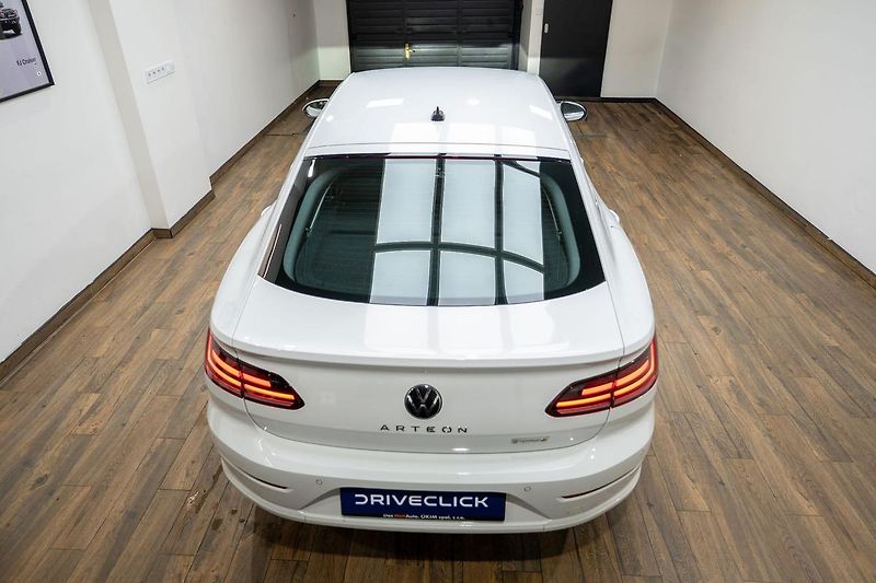 Volkswagen Arteon 2.0 TDI DSG  R-Line 110 kW - fotka 5 z 29