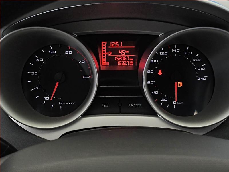 Seat Ibiza (2011) 1.4 16V, ČR,1.maj, Tempomat - fotka 11 z 14