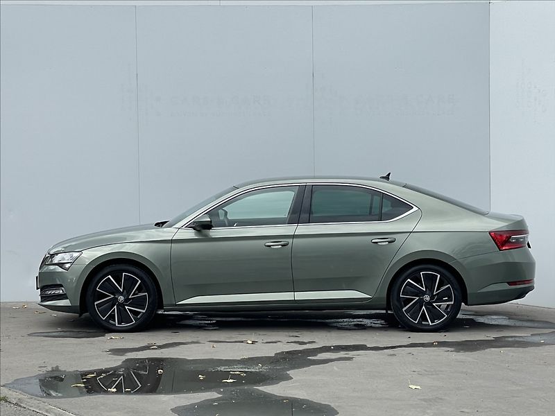 Škoda Superb 2,0 TDI DSG Style Plus NAVI - fotka 2 z 23