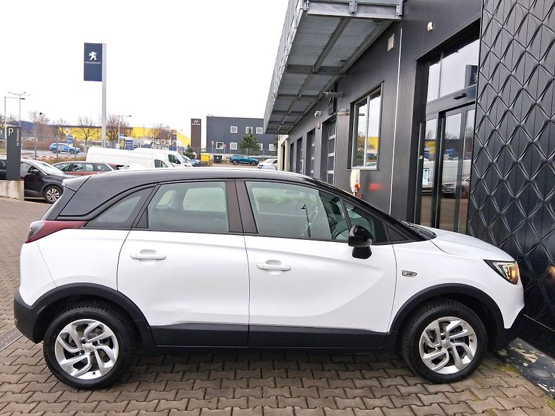 Opel Crossland X SMILE 1.2 TURBO 96 kW - fotka 9 z 22