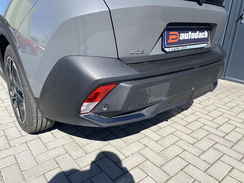 Peugeot 408 GT - Hybrid 145 e-DCS6 - fotka 11 z 42