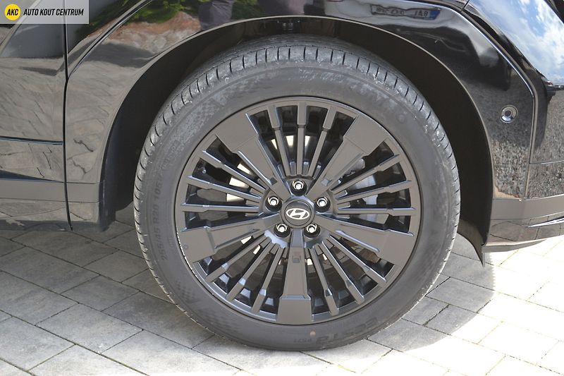 Hyundai Santa Fe 1.6T-GDI HEV 4WD CALLIGRAPHY 7 - fotka 10 z 95