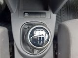 Volkswagen Touran (2007) Cross 2.0 TDi - náhled 17