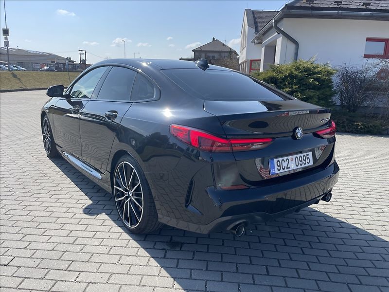 BMW Řada 2 2,0 Grand Coupe 140kw Mpaket A - fotka 30 z 33