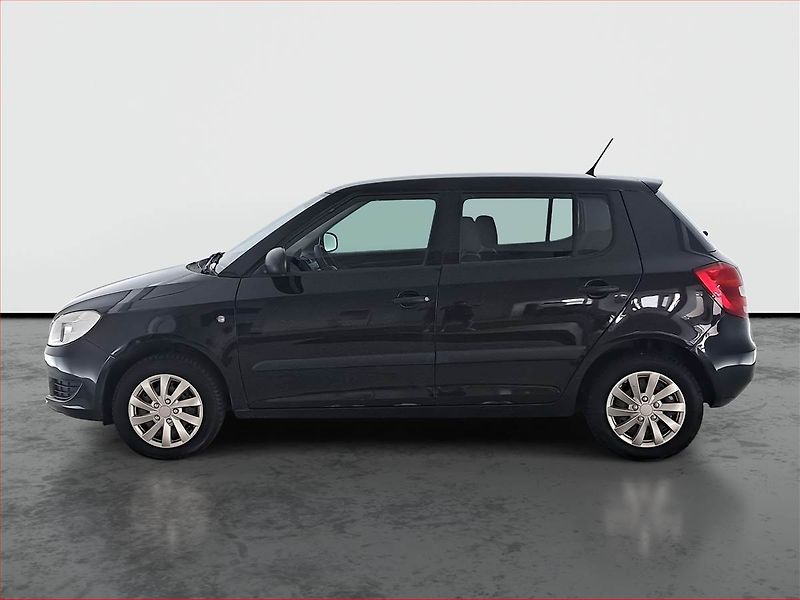 Škoda Fabia (2012) 1.2 12V, nová STK, Tažné - fotka 3 z 13