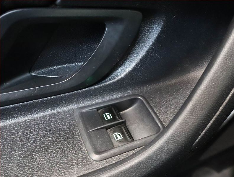 Škoda Roomster (2012) 1.2 TSI, Serv.kniha, po STK - fotka 16 z 18