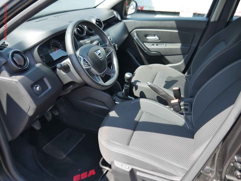 Dacia Duster (2019) 1.6 i, ČR, AC, park.čidla - fotka 8 z 13