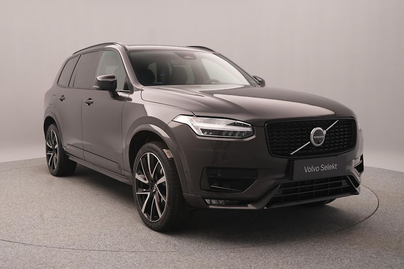 Volvo XC90 B5 AWD PLUS DARK CZ 1.maj - fotka 13 z 46