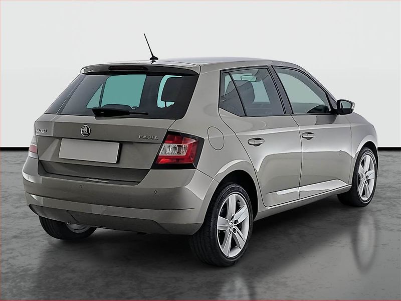 Škoda Fabia (2016) Style 1.2 TSI, Serv.kniha - fotka 5 z 23