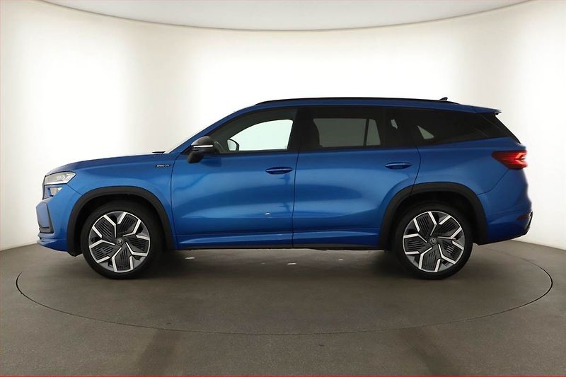 Škoda Kodiaq (2025) 2.0 TDI, Sportline, Navigace - fotka 3 z 21