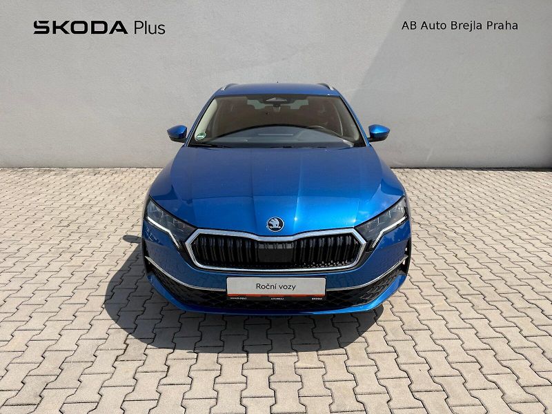 Škoda Octavia (2025) OCT.COMBI TOP SELECTION 2,0 TD - fotka 4 z 31