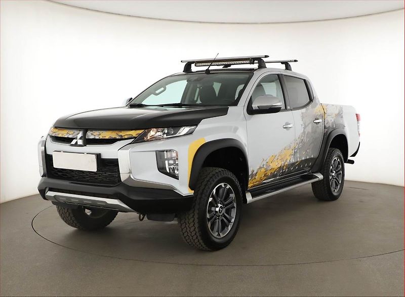 Mitsubishi L200 (2021) 2.2 DI-D - fotka 2 z 17